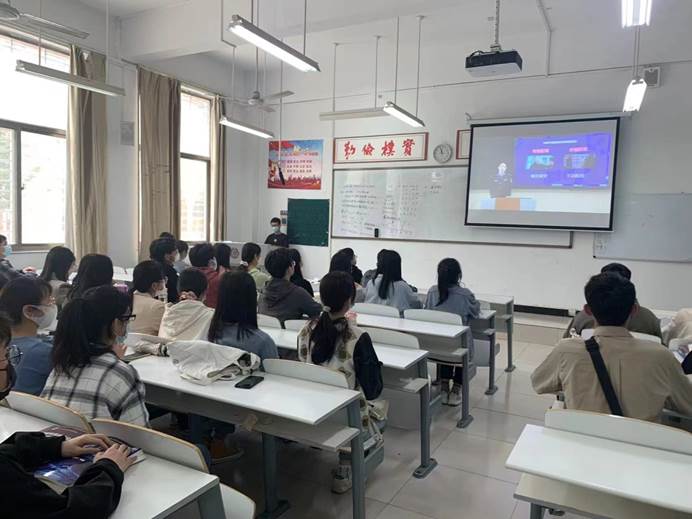 说明: C:\Users\hp\Desktop\观看反诈宣传视频\冯煜婷1.jpg