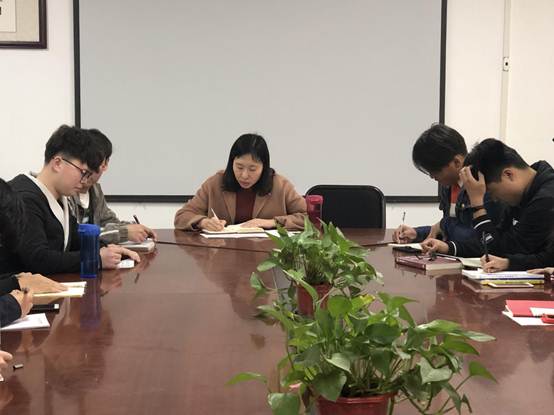 说明: 226FE0CDB22FF763A98686A61C15D2DE 说明: 226FE0CDB22FF763A98686A61C15D2DE